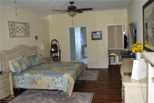 110 Cobblestone Court, Mount Airy, NC 27030