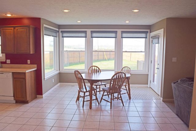 8308 Hazel Court, Evansville, IN 47725