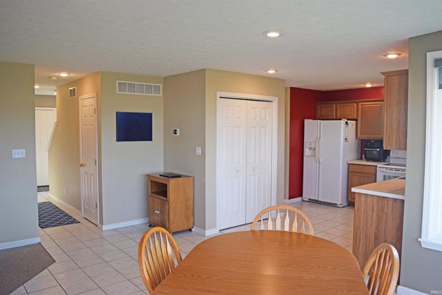 8308 Hazel Court, Evansville, IN 47725