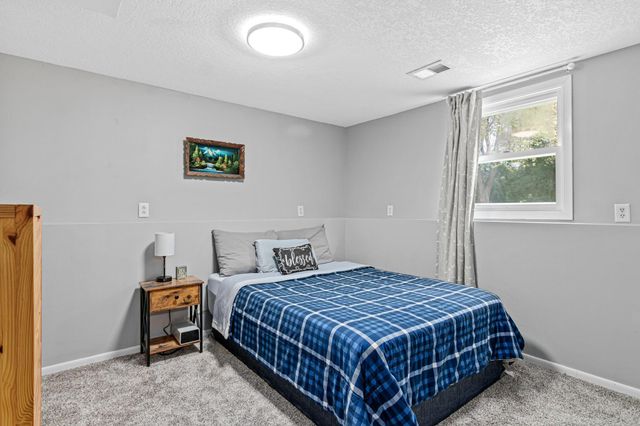 14480 Starlite Drive, Rogers, MN 55374