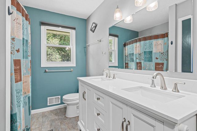 14480 Starlite Drive, Rogers, MN 55374