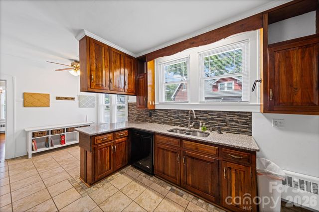 729 Montgomery Avenue, Albemarle, NC 28001