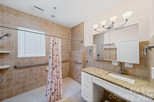 729 Montgomery Avenue, Albemarle, NC 28001