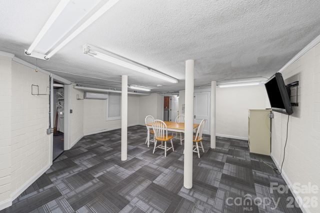 729 Montgomery Avenue, Albemarle, NC 28001