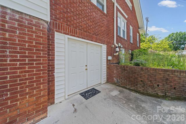 729 Montgomery Avenue, Albemarle, NC 28001