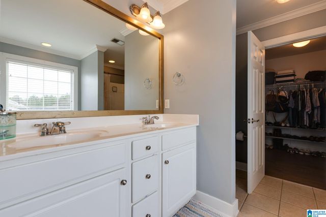 6245 S CLUBVIEW CIRCLE, Bessemer, AL 35022