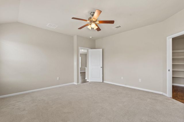 215 Bunting LN, Bertram, TX 78605