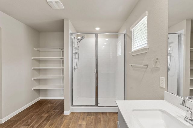 215 Bunting LN, Bertram, TX 78605