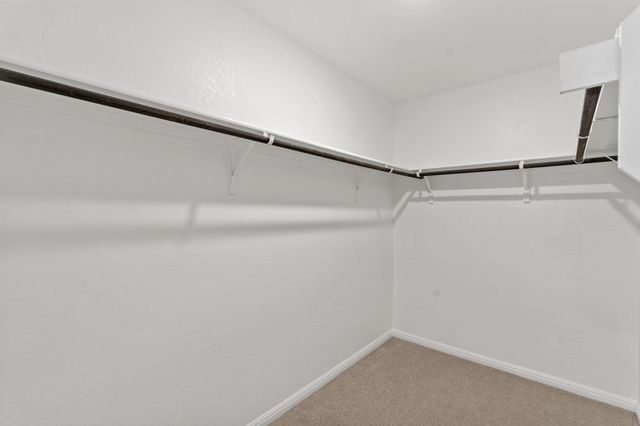 215 Bunting LN, Bertram, TX 78605