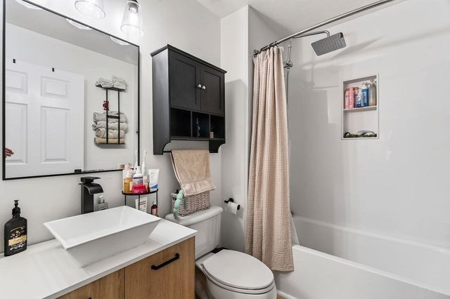 360 Revere Beach Blvd 217, Revere, MA 02151