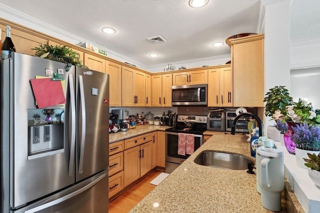 360 Revere Beach Blvd 217, Revere, MA 02151