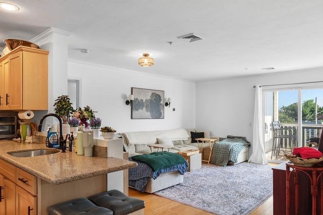 360 Revere Beach Blvd 217, Revere, MA 02151