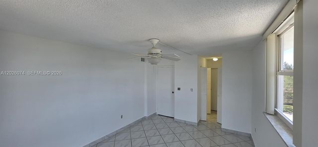 16851 NE 23rd Ave B601, North Miami Beach, FL 33160