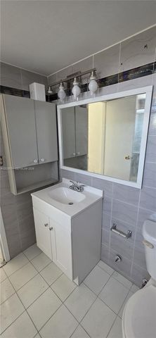 16851 NE 23rd Ave B601, North Miami Beach, FL 33160