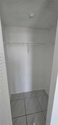 16851 NE 23rd Ave B601, North Miami Beach, FL 33160