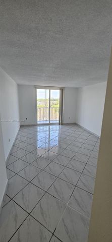 16851 NE 23rd Ave B601, North Miami Beach, FL 33160