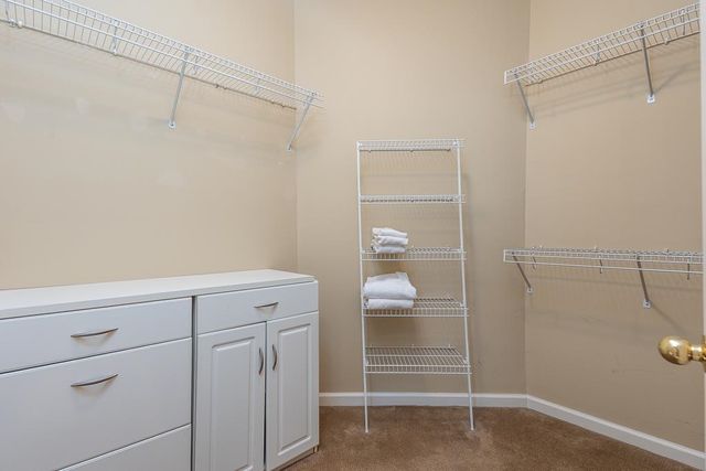 7476 BAKERS GLENN LN, Cordova, TN 38018