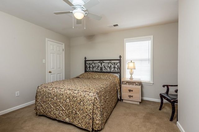 7476 BAKERS GLENN LN, Cordova, TN 38018