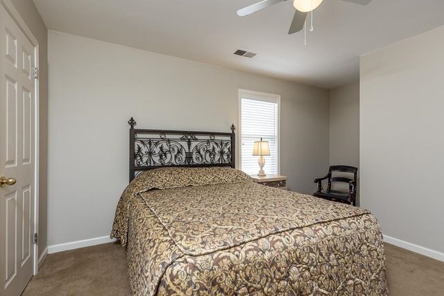 7476 BAKERS GLENN LN, Cordova, TN 38018