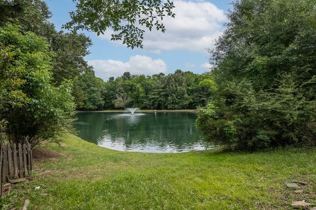 7476 BAKERS GLENN LN, Cordova, TN 38018