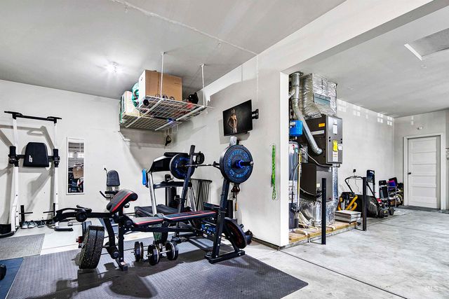 489 W Dreyfuss St, Meridian, ID 83646