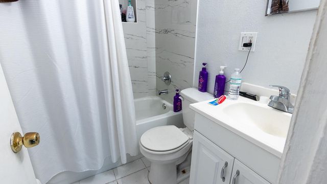 3731 PAPAI DRIVE, Sarasota, FL 34232