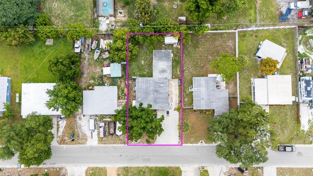 3731 PAPAI DRIVE, Sarasota, FL 34232