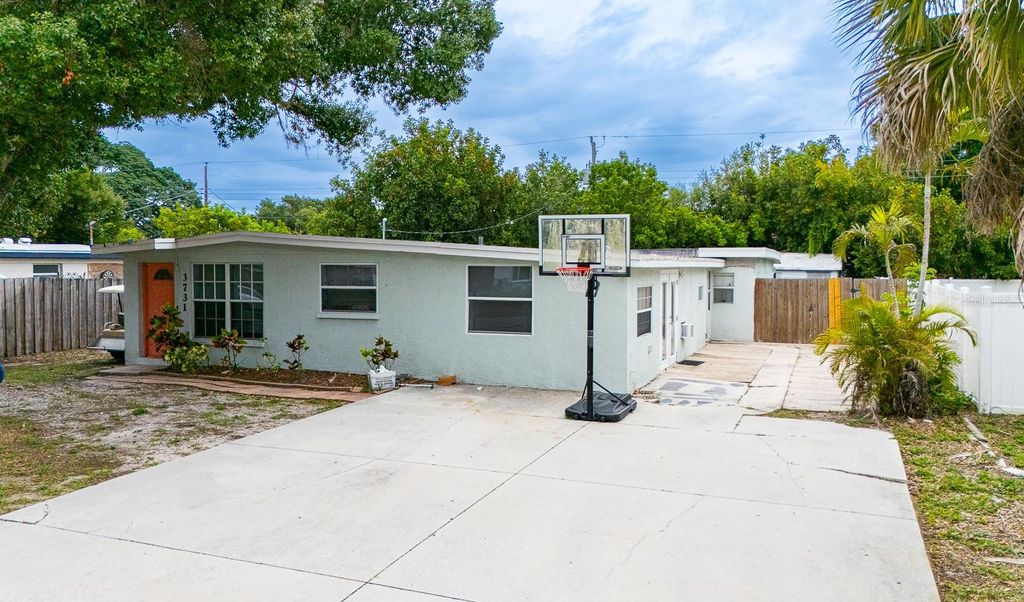 3731 PAPAI DRIVE, Sarasota, FL 34232