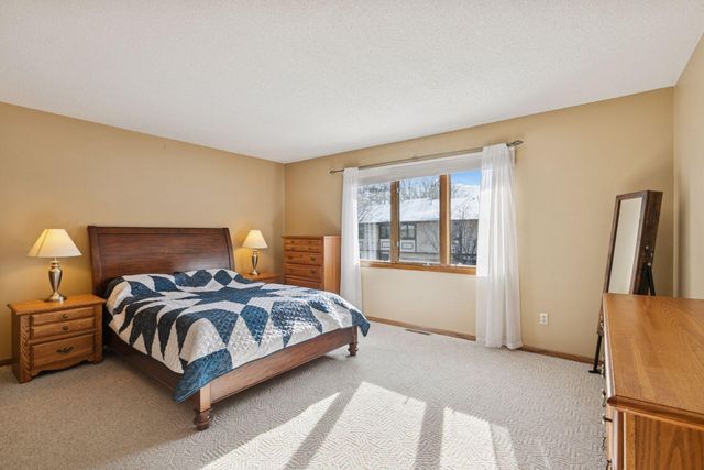 2406 County Road D W 4, Roseville, MN 55112