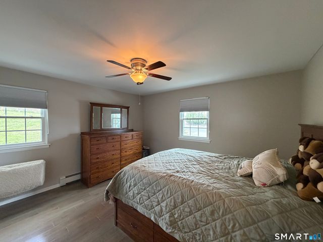 1000 Knapps Highway 14, Fairfield, CT 06825