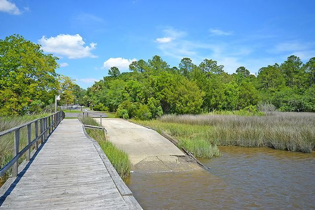 4354 Great Oak Drive, North Charleston, SC 29418