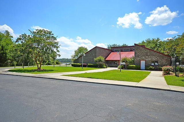 4354 Great Oak Drive, North Charleston, SC 29418