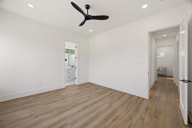 1004 E 35th Street, Houston, TX 77022