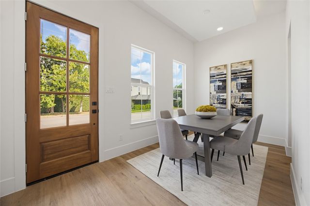 1004 E 35th Street, Houston, TX 77022