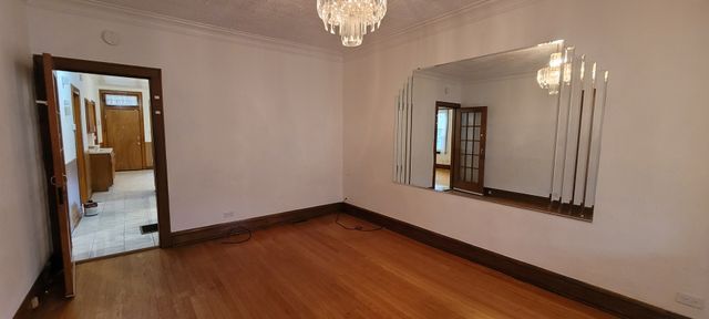 8429 S Marquette Avenue 1, Chicago, IL 60617