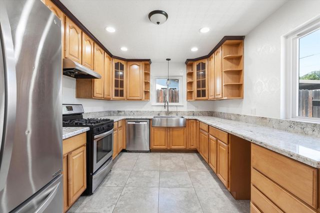 10539 Marcel Way, Rancho Cordova, CA 95670