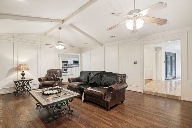 9 Stillwaters Drive, Heath, TX 75032