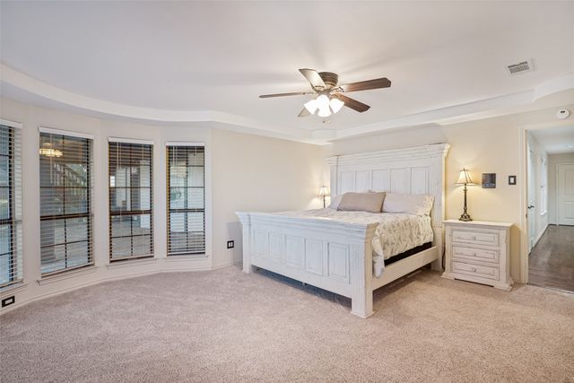 9 Stillwaters Drive, Heath, TX 75032