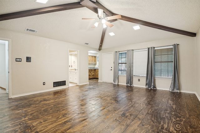 9 Stillwaters Drive, Heath, TX 75032
