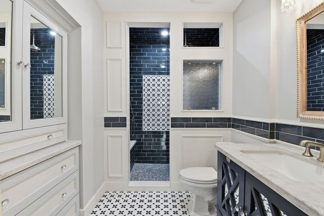 2415 38th Street, Galveston, TX 77550