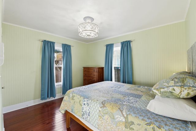 2415 38th Street, Galveston, TX 77550