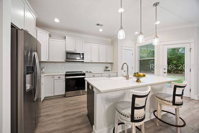 30 Pink Sand Ln, Hilton Head Island, SC 29926