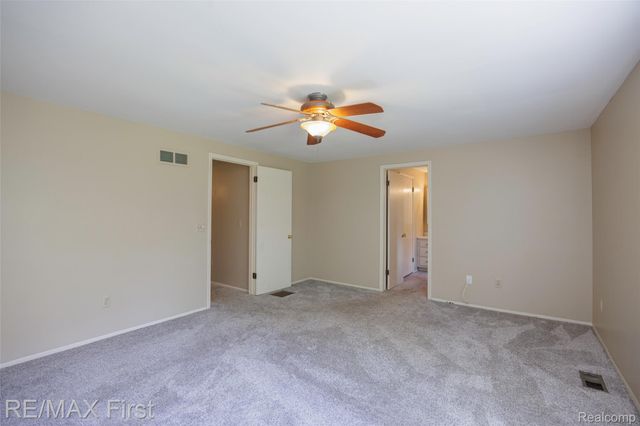 3338 Serenity Road, Oakland Charter Township, MI 48363
