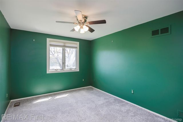 3338 Serenity Road, Oakland Charter Township, MI 48363