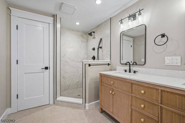 820 Front St, Dunellen Boro, NJ 08812