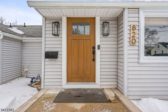 820 Front St, Dunellen Boro, NJ 08812