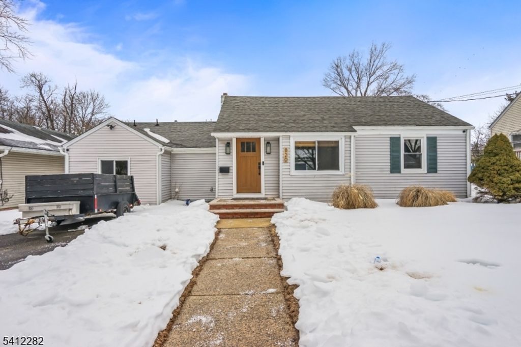 820 Front St, Dunellen Boro, NJ 08812