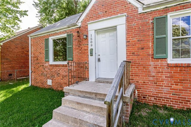 1509 Helen Ln, Richmond, VA 23224