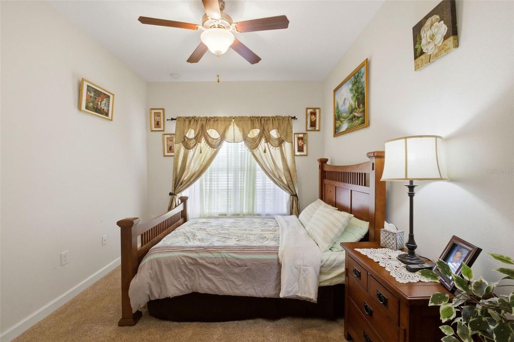 Image 20 of property listing at 3624 SOLANA CIRCLE B, Clermont, FL 34711