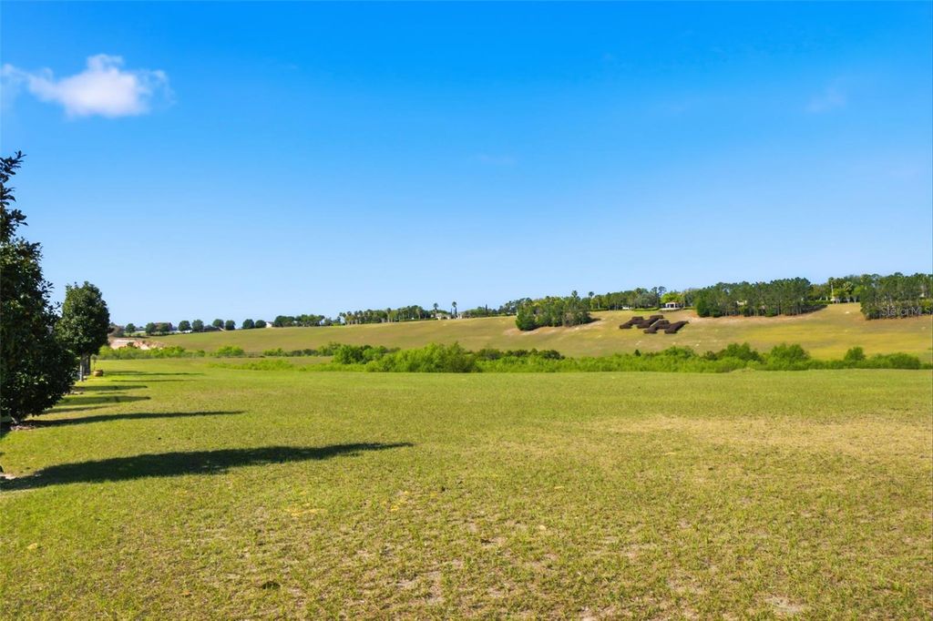 Image 26 of property listing at 3624 SOLANA CIRCLE B, Clermont, FL 34711